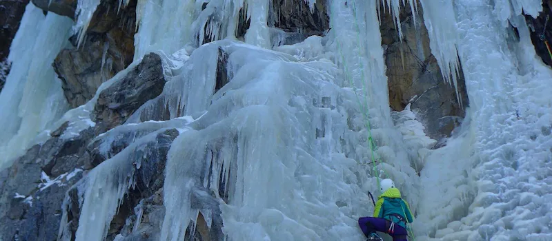 Ice climbing in Tyrol, day trips