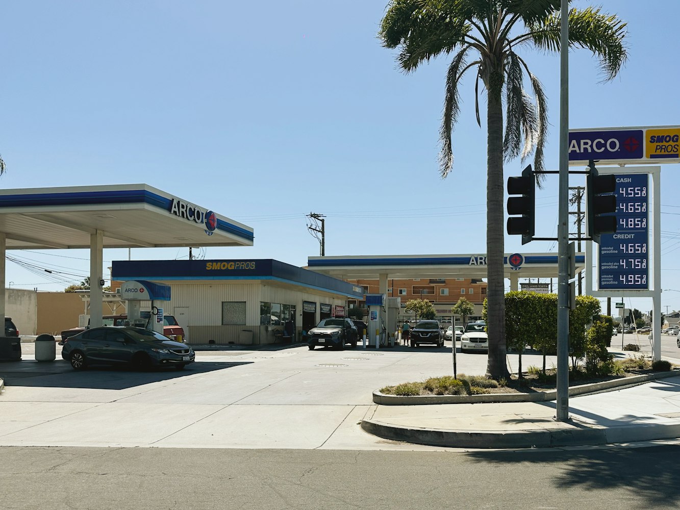 Just Financed: $4.3M Acquisition of a Southern California Arco