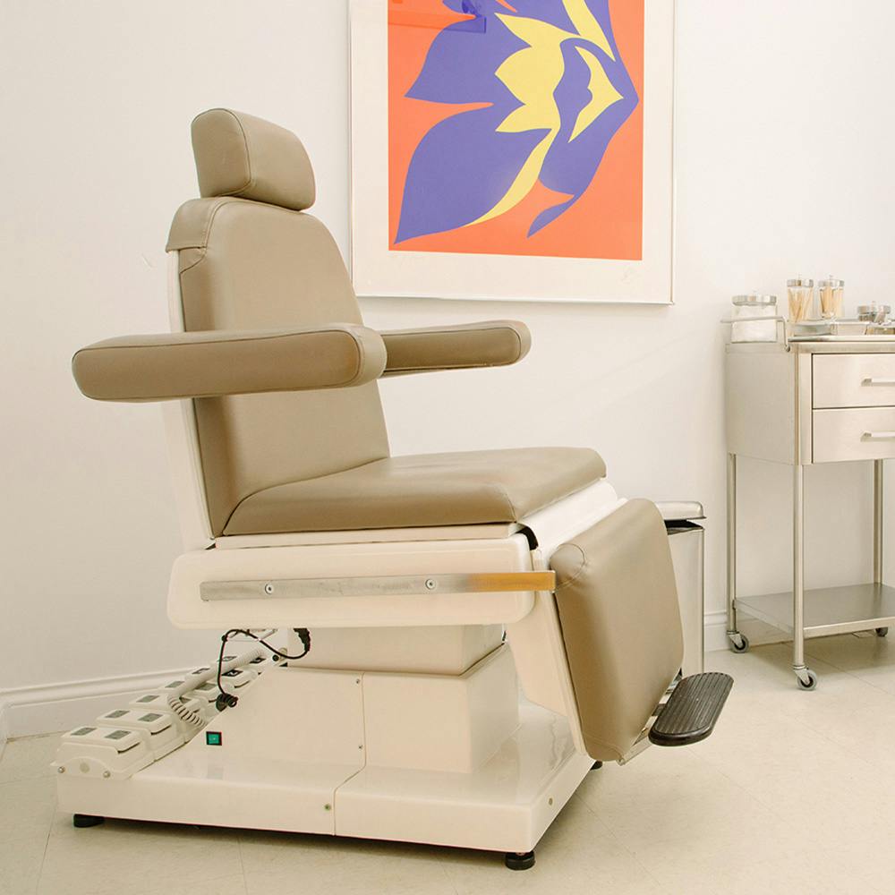 Dr. Olivia Hutchinson's surgical practice in Upper East Side - 5