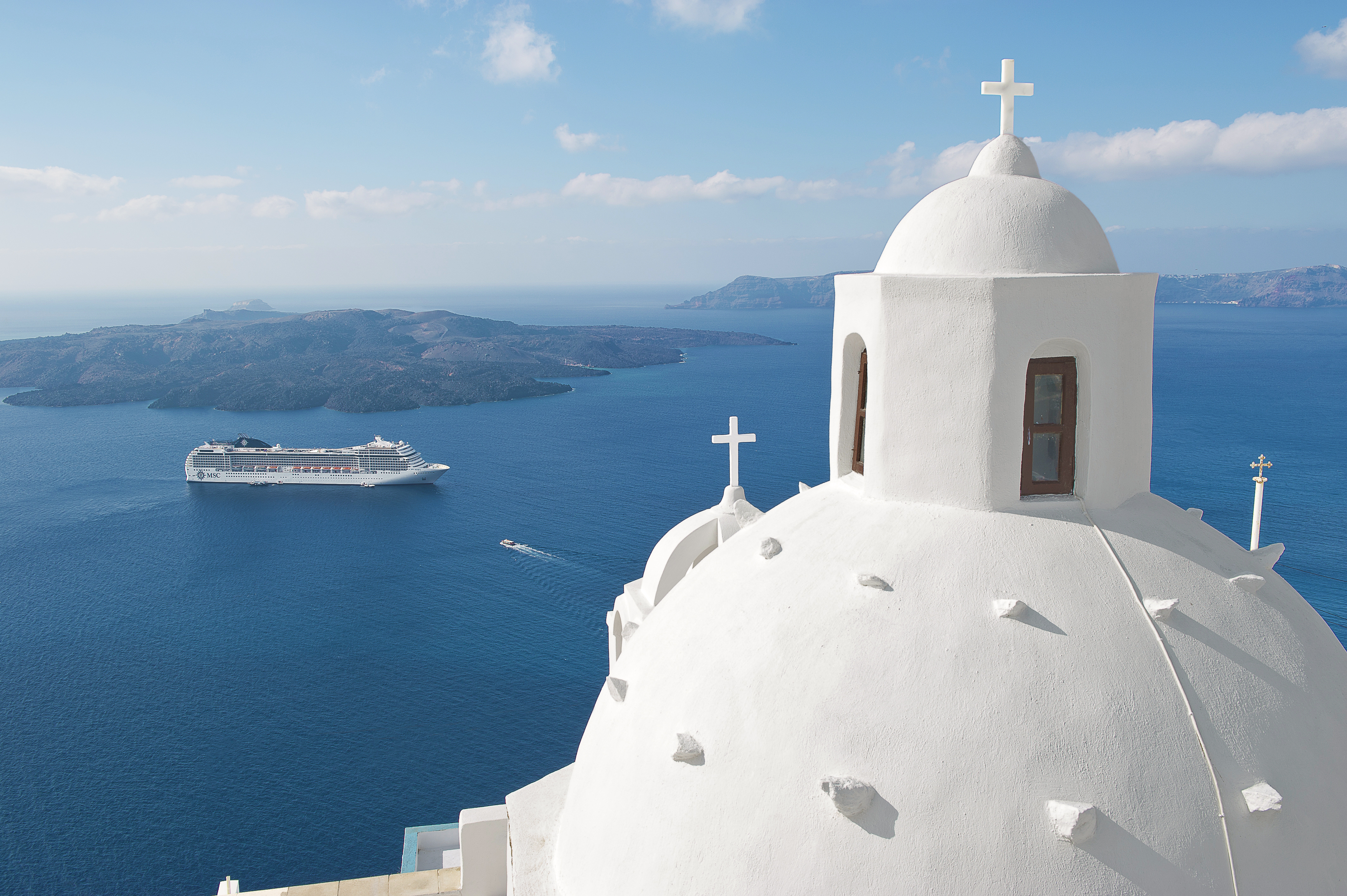 MSC Musica em Santorini, Grécia