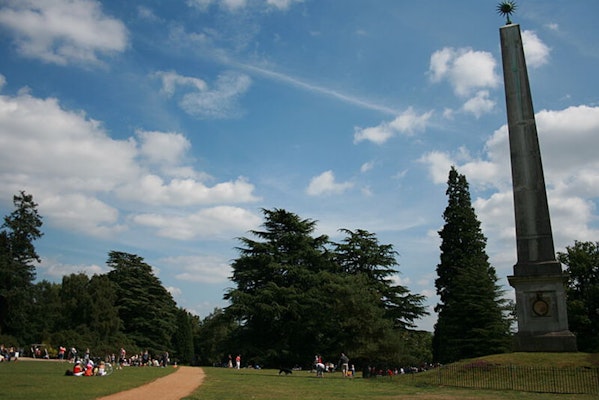 Runnymede to Obelisk Pond dog walk walk, Windsor