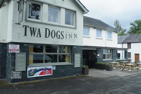 Keswick dog friendly pub Twa Dogs Inn