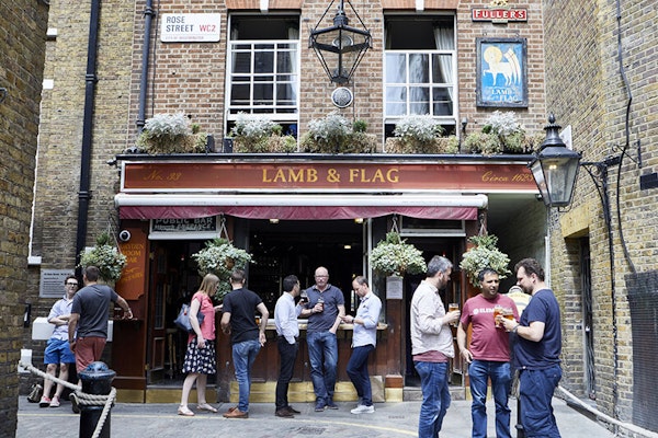 London dog friendly pub Lamb & Flag