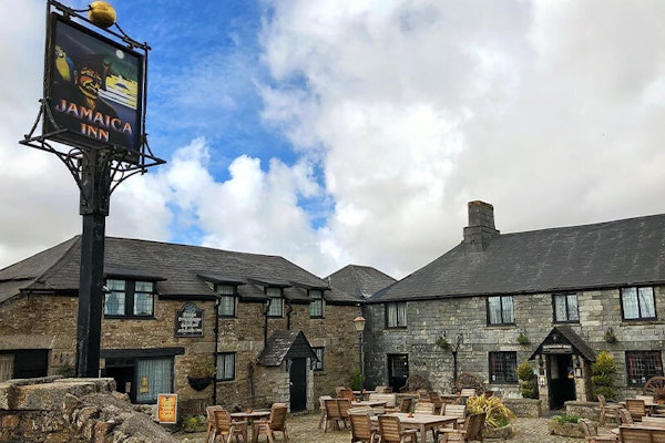 Cornwall dog friendly pub Jamaica Inn