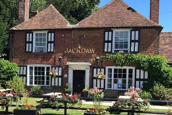 Kent dog friendly pub Jackdaw Inn