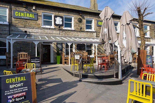 Newquay dog friendly pub Central Inn