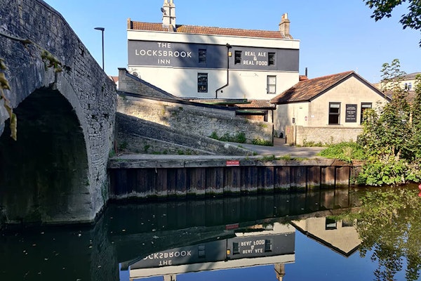 15 Brilliant dog friendly pubs in Bath - Pure Pet Food