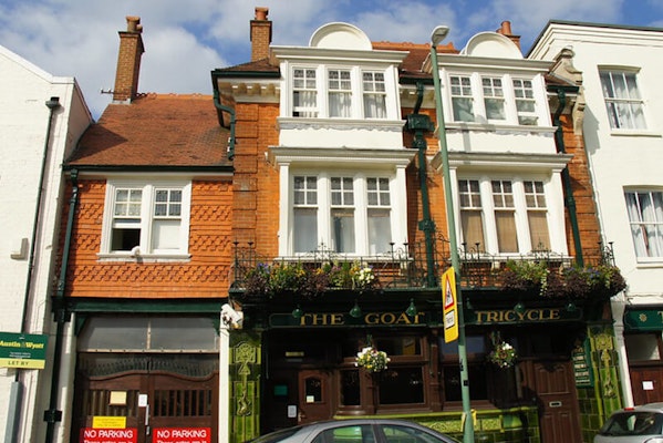 Dorset dog friendly pub Goat & Tricycle