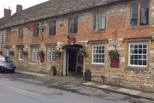 Dorset dog friendly pub New Inn