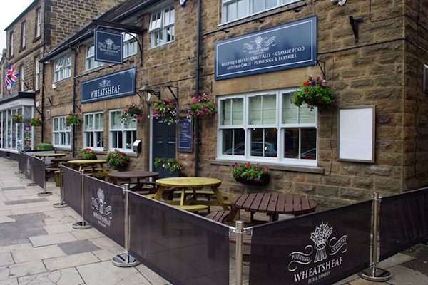 Bakewell dog friendly pub Wheatsheaf