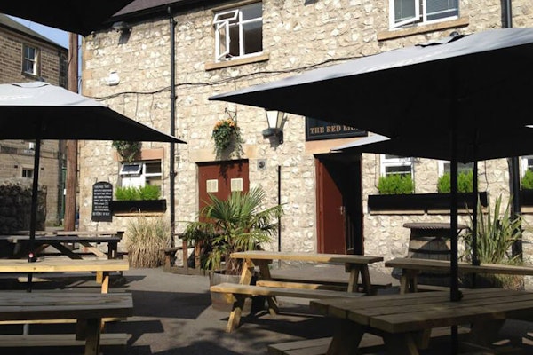Bakewell dog friendly pub Red Lion