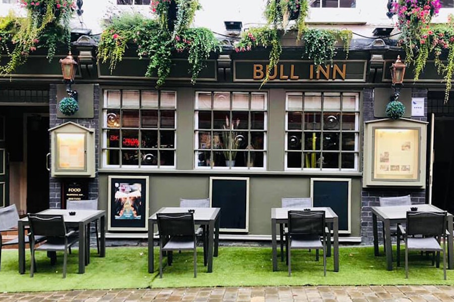 15 Super dog friendly pubs in Shrewsbury - Pure Pet Food