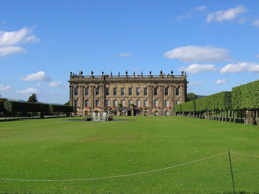 Derbyshire dog walks Chatsworth House