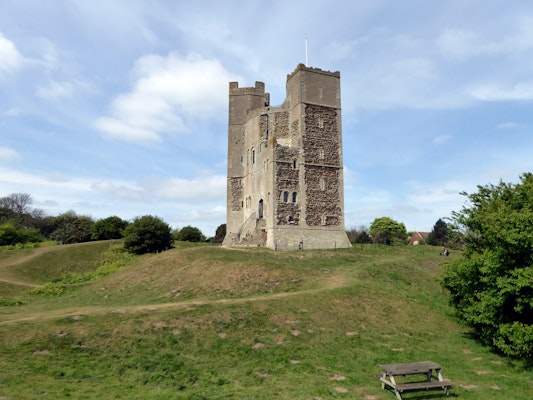 Suffolk dog walks Orford Heritage