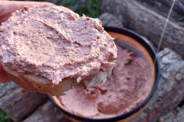 Can dogs eat pate?