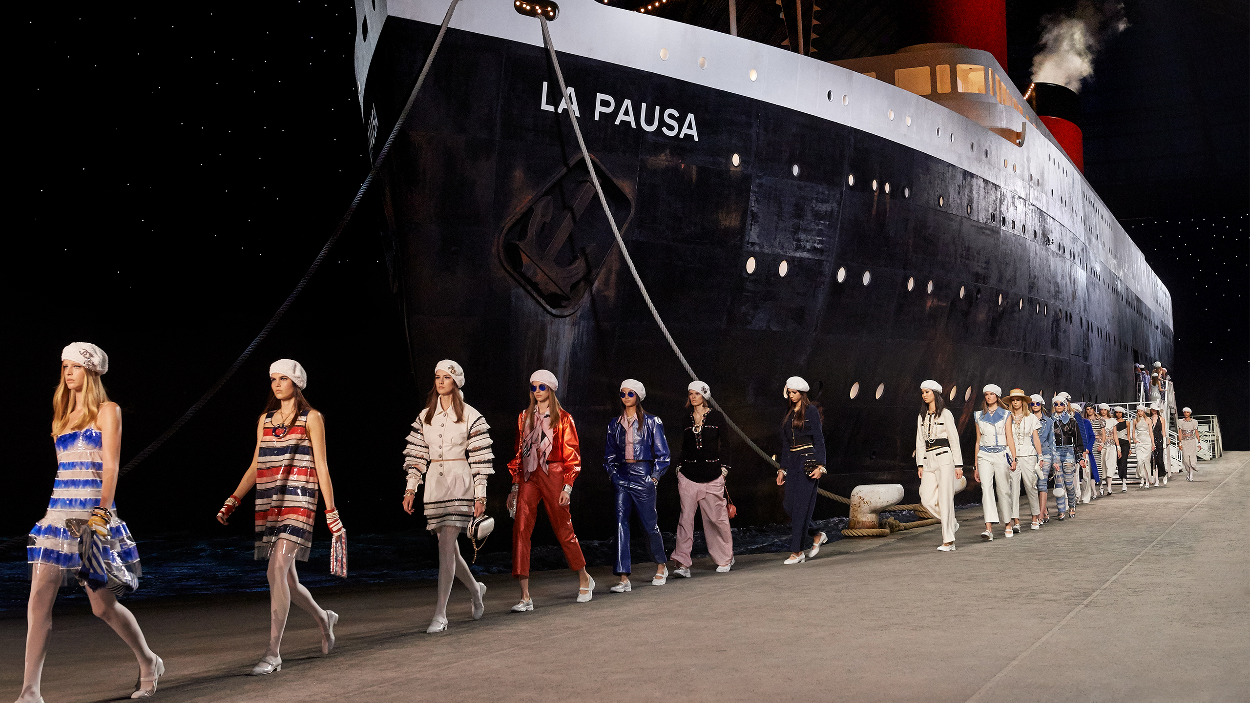 Top hơn 60 về chanel la pausa cruise mới nhất  cdgdbentreeduvn