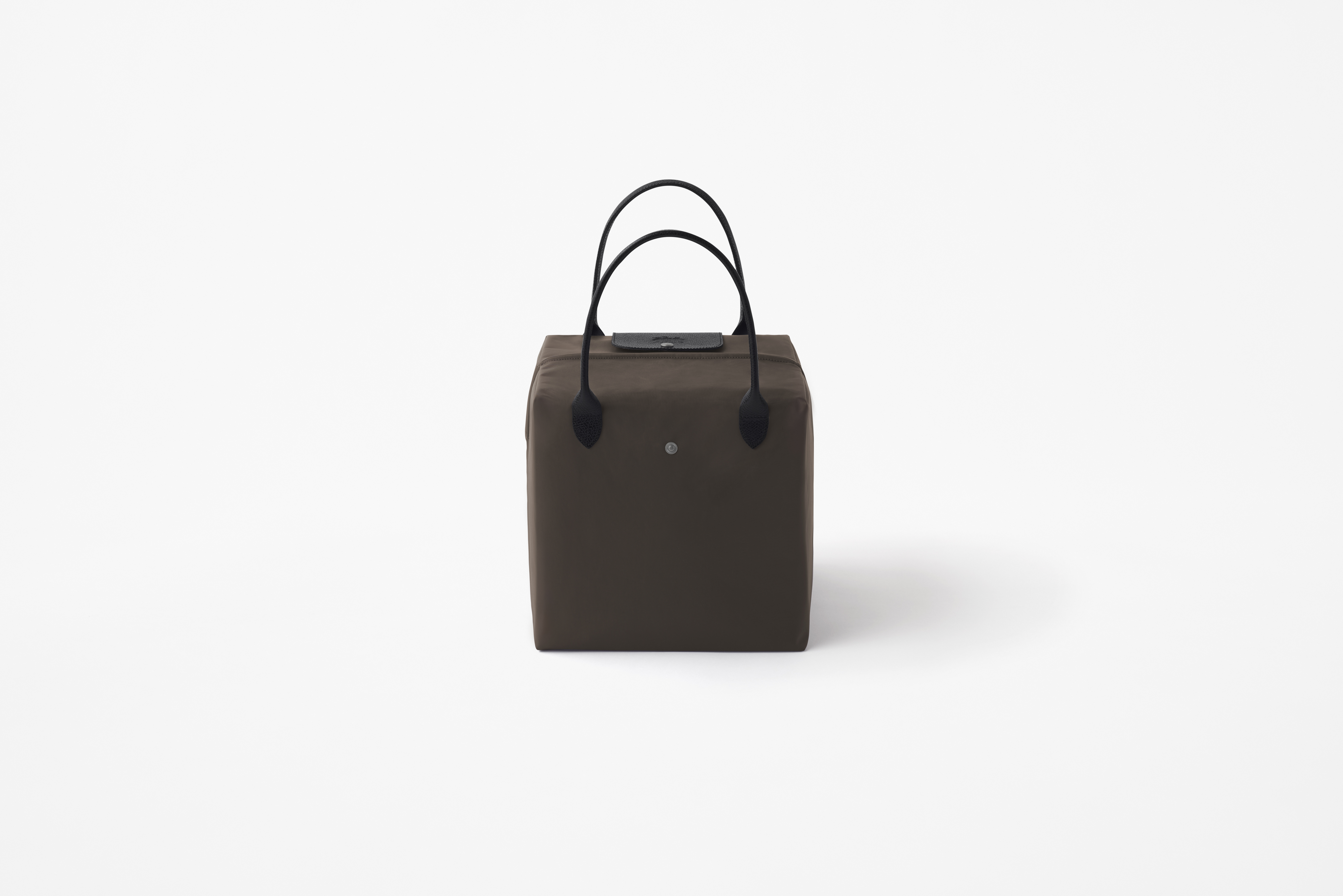 longchamp oki sato