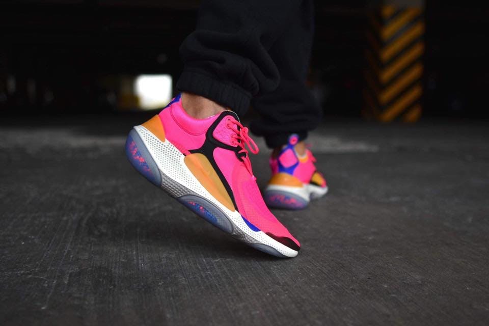 What makes the Nike Joyride NSW Setter tick? display picture 3