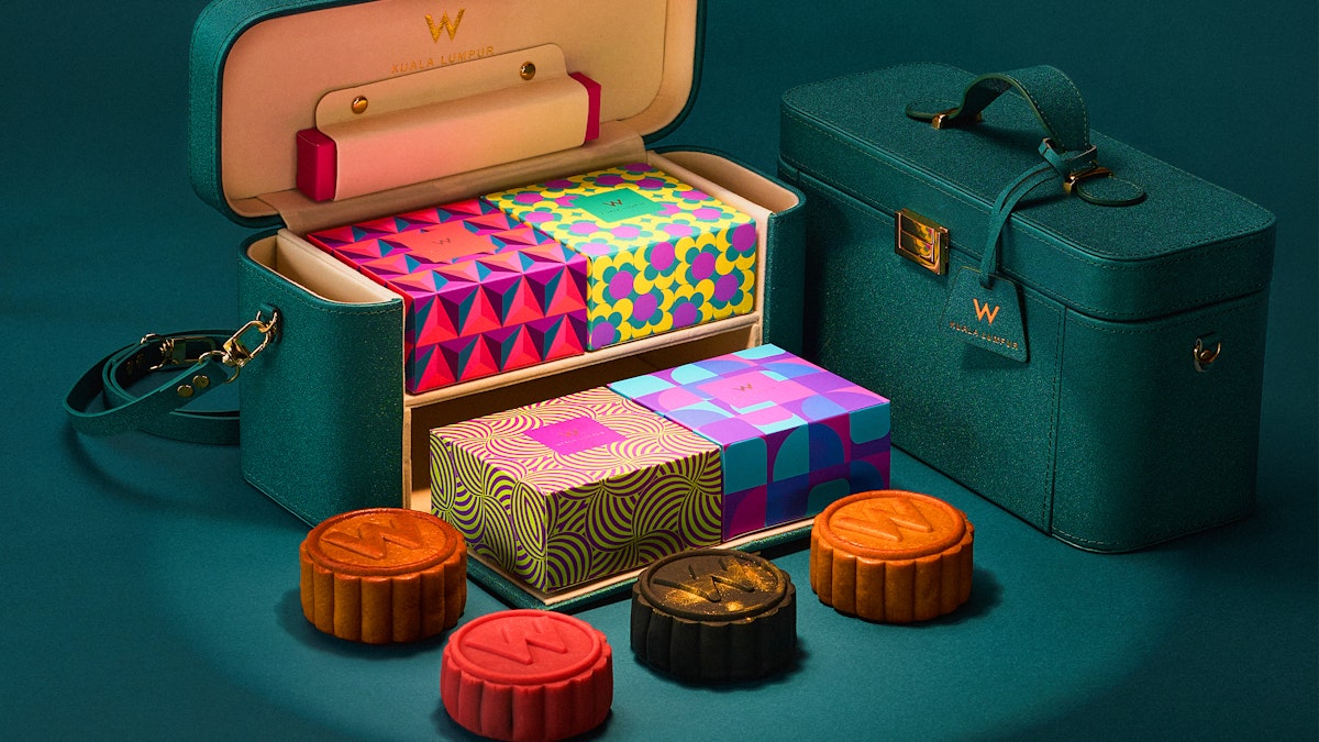 8 luxurious mooncakes gift sets you need this Mid-Autumn Festival 2022