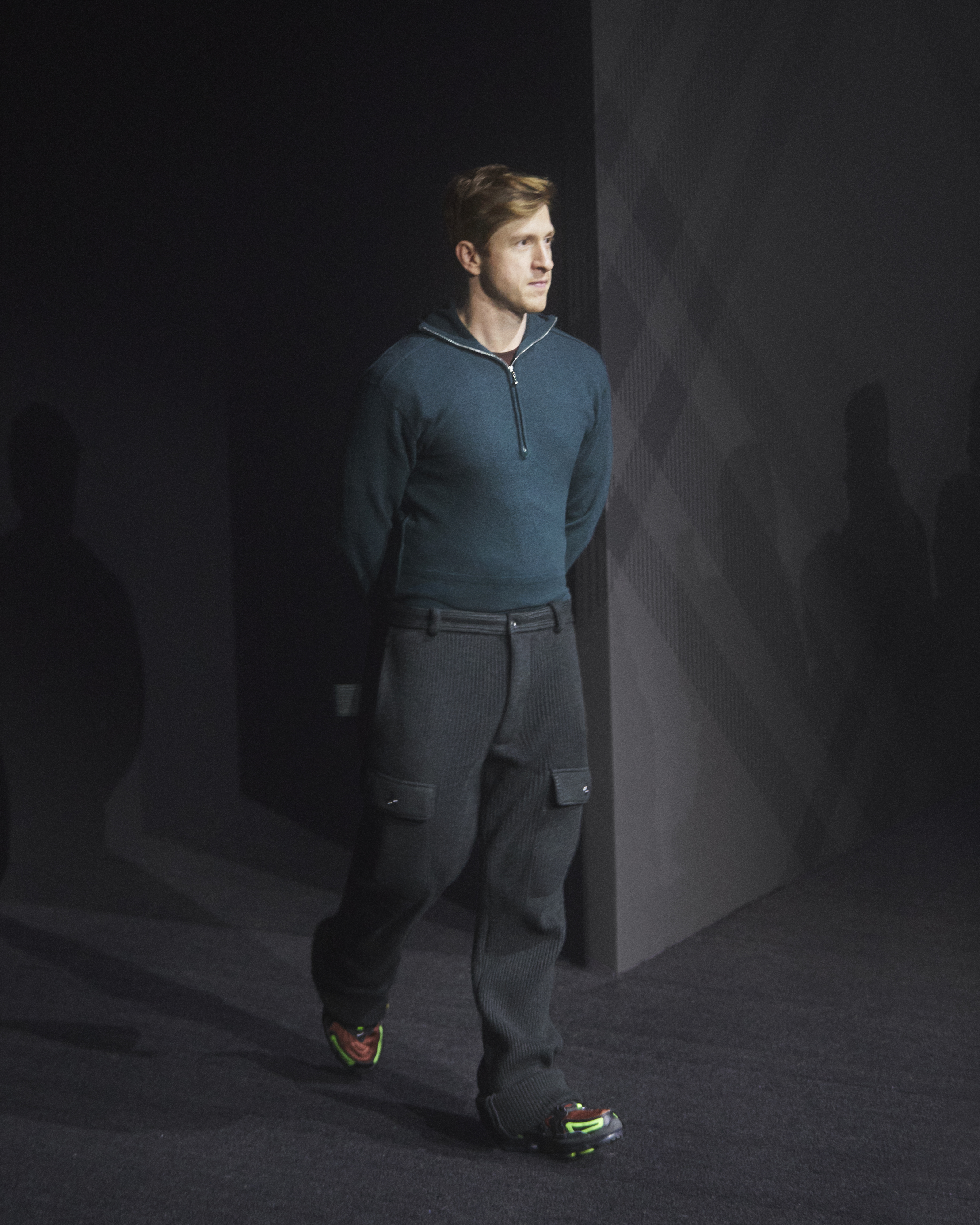 BURBERRY レザーボンバージャケット 2023AW Daniel Lee BURBERRY レザーボンバージャケット 2023AW Daniel Lee
