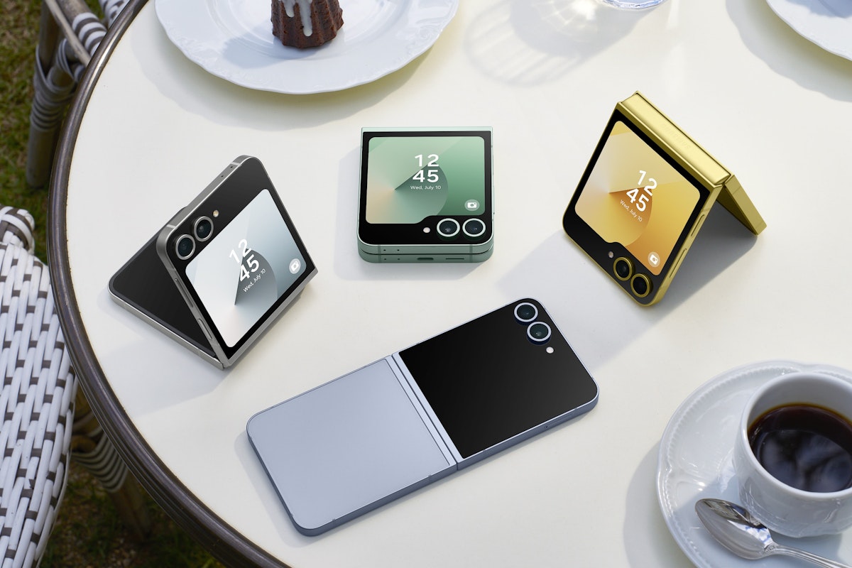 Flip Model First Impression: A quick look at the new Samsung Z Flip 6