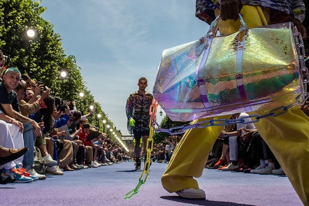 Défilé louis sales vuitton virgil abloh