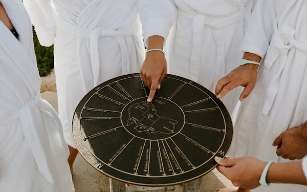 Hilltop hot springs view dial