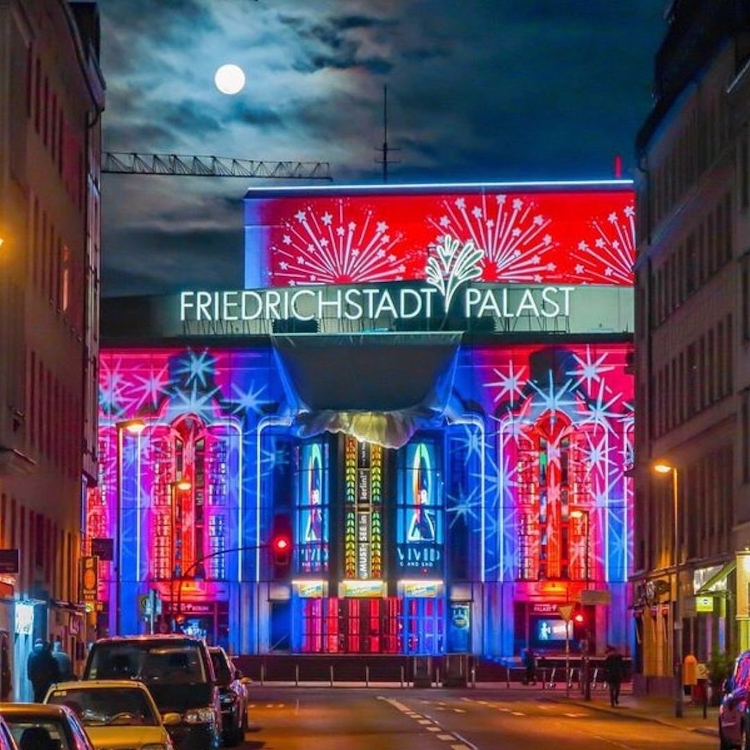 Friedrichstadt-Palast Exterior