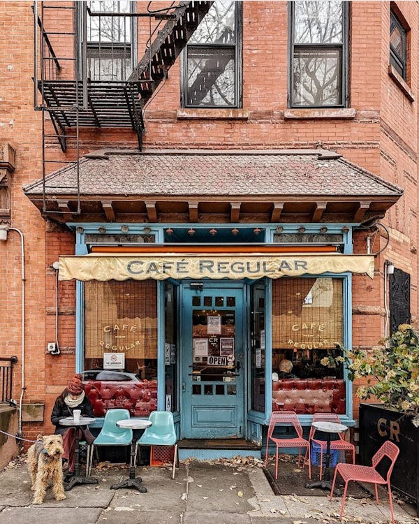 Cafe Regular - Exterior