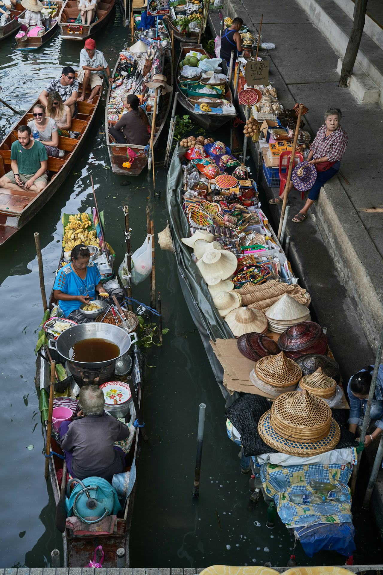 Damnoen Saduak Floating Market + Bangkok's Canals