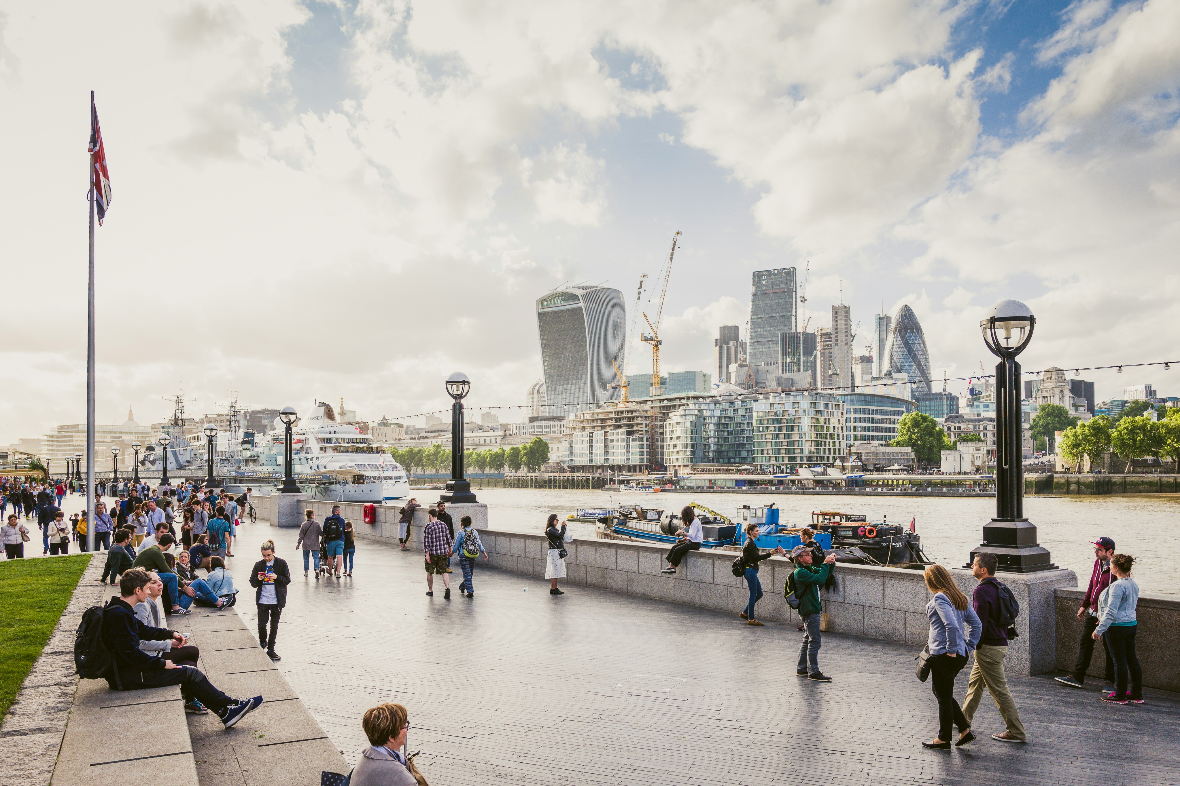 Best London Travel Blogs for Authentic Exploration