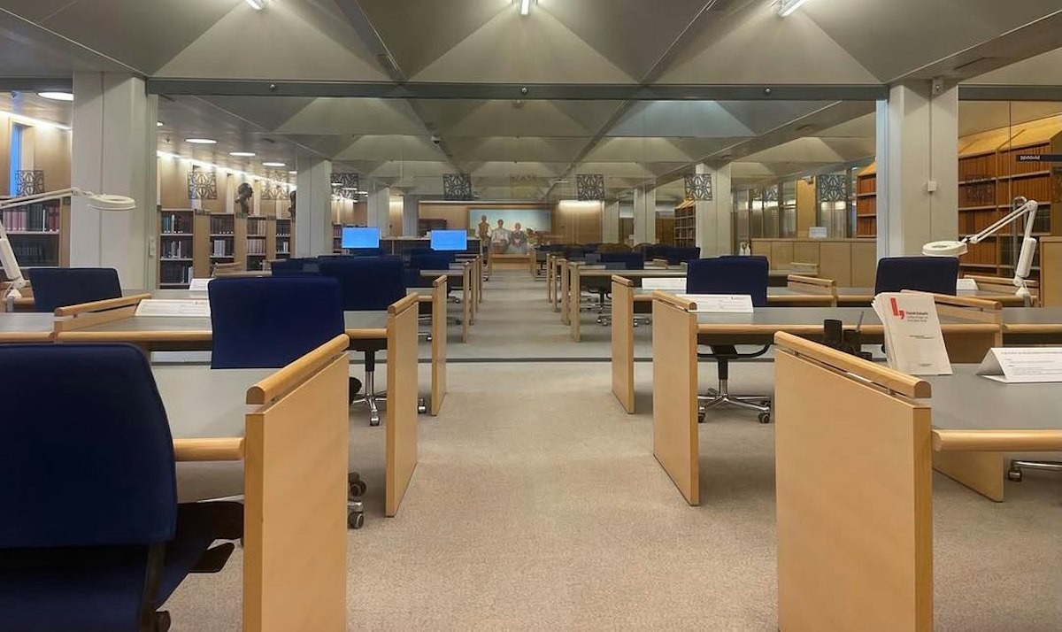 National and University Library of Iceland in Reykjavik - Pearl Club