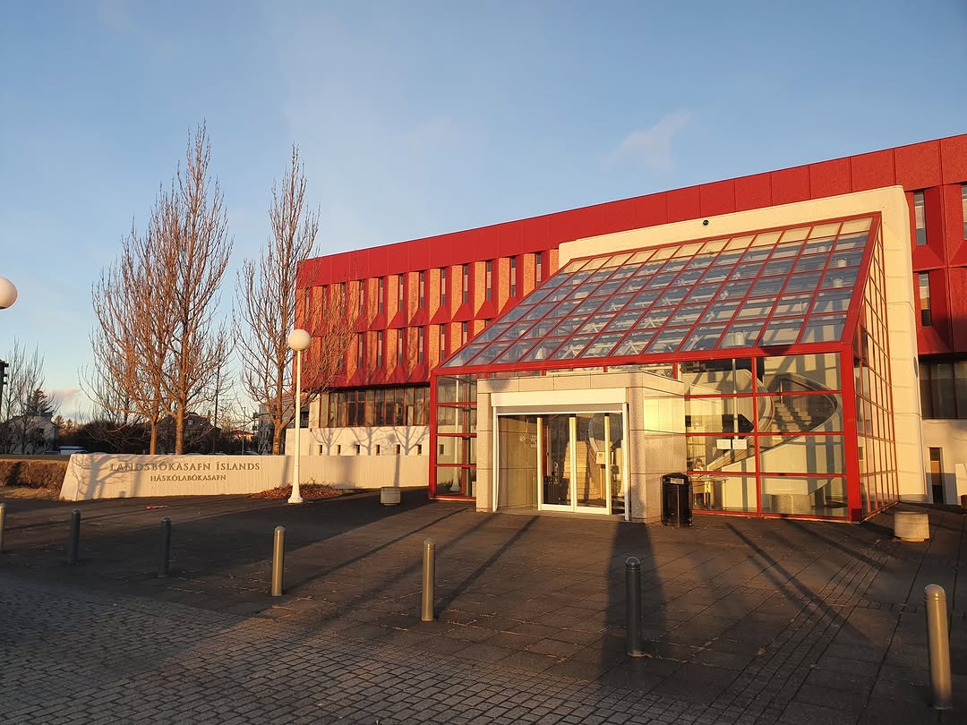 National and University Library of Iceland in Reykjavik - Pearl Club