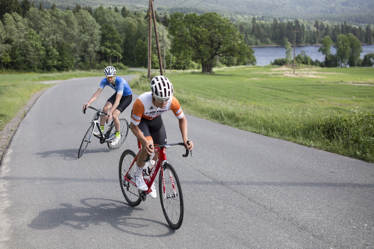 HEISANN! Legger du deg på hjul med vilt fremmede syklister? Eller har du opplevd at andre har gjort det med deg? Bilde: Christian Nerdrum HEISANN! Legger du deg på hjul med vilt fremmede syklister? Eller har du opplevd at andre har gjort det med deg? Bilde: Christian Nerdrum