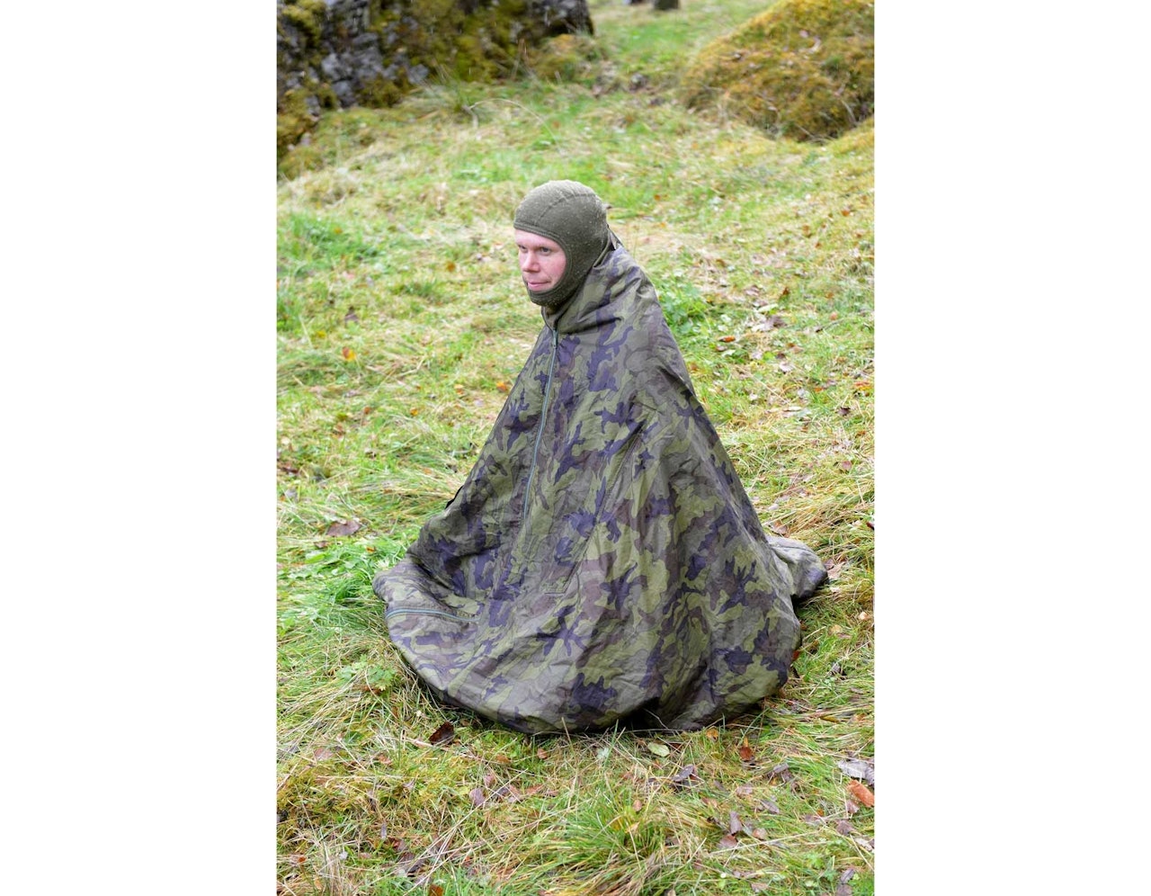 JERVENDUK THERMO: Test av Jerven Fjellduken Thermo. Foto: JEGER Jeger ikledd Jerven Fjellduken Thermo posteringspose