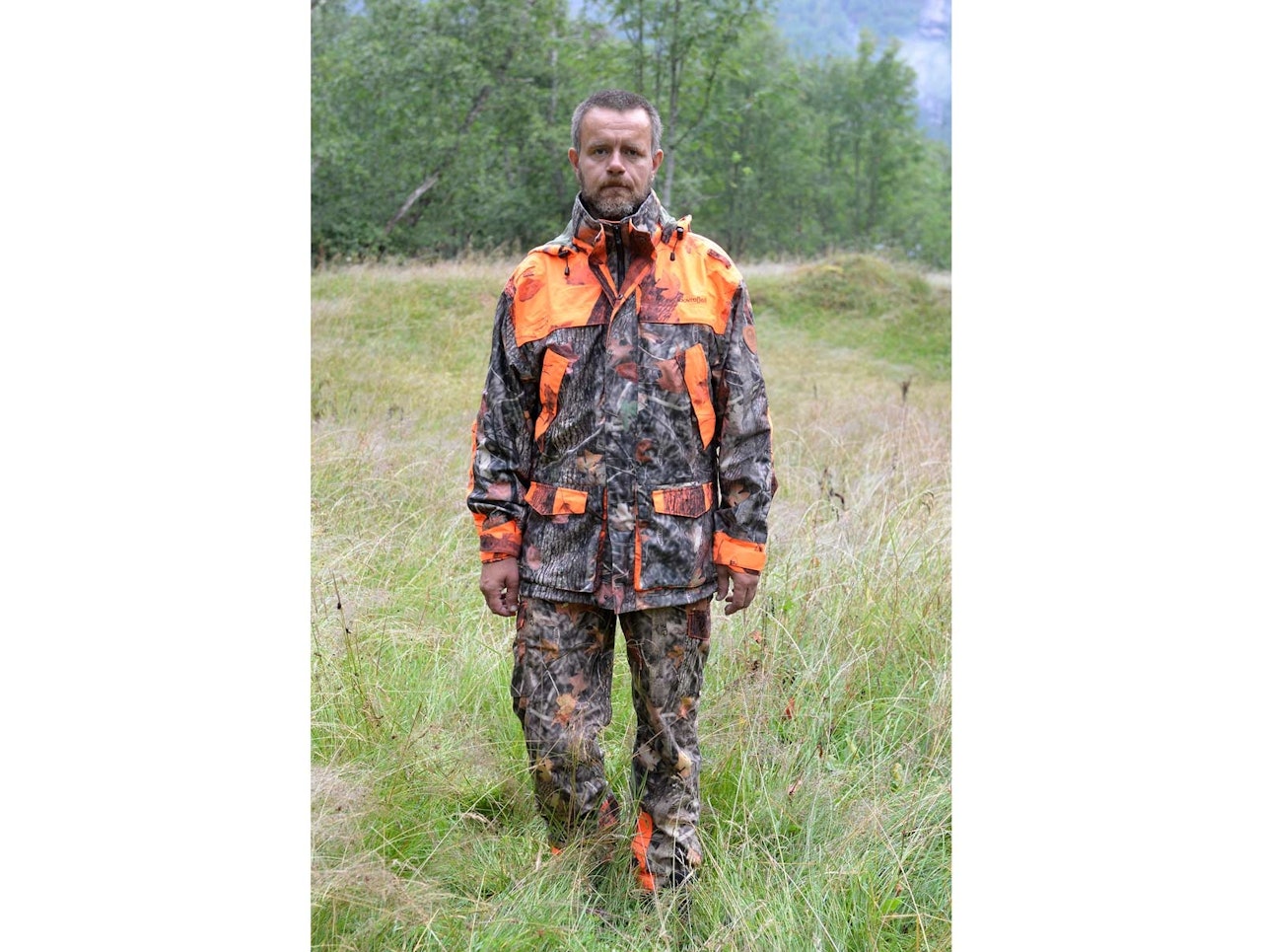 Ikke pen, men funksjonell: Dovrefjell Hunter Vision Pro Jeger ikledd Dovrefjell Hunter Vision Pro jaktdress