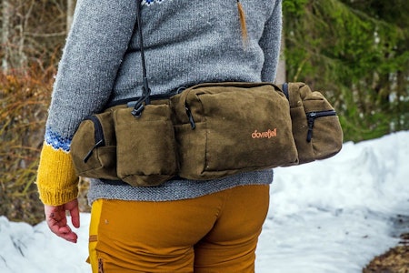 HOFTEBAG: Vi tester Dovrefjell Forest hoftesekk, og lurer på om den muligens er litt for enkel. Test av Dovrefjell Forest hoftebag utendørs