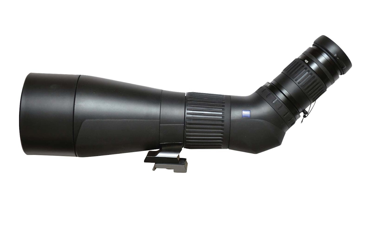 Spotting scope: Zeiss Conquest Gavia 30-60x85 Zeiss Conquest Gavia 30-60x85 teleskopkikkert spotting scope på hvit bakgrunn sett fra siden