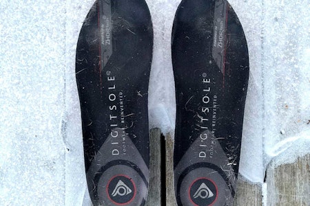 MED BLUETOOTH: Digitsole Warm Series Test av Digitsole Warm Series V7 med innebygd batteri