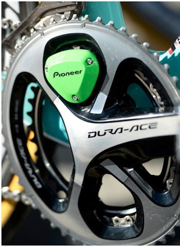 WATTMÅLING: Med et objektiv og presist mål for hvor hardt du tråkker er det lettere å disponere kreftene i ritt å trene presist. Wattmåler til sykkel watt måler wattpedaler