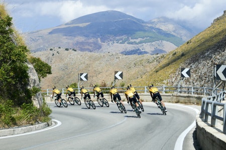 TO LAG FRA 2021: Jumbo-Visma utvider satsingen, og vil i 2021 ha en damestall bestående av 12 ryttere. jumbo-visma-damelag