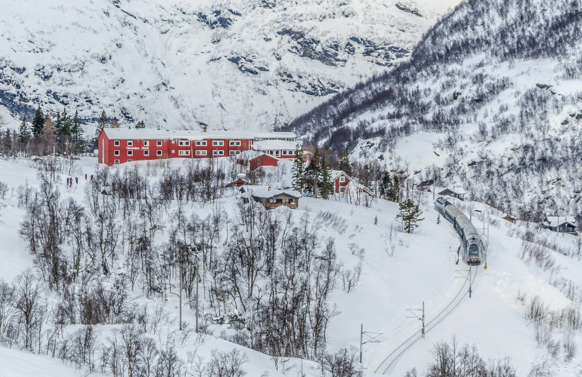 Vi må dessverre avlyse årets High Camp Vatnahalsen. 