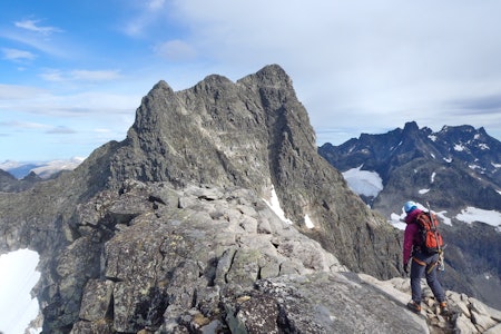Austabotntindtraversen og Hurrungane. Et av stedene Sigurd anbefaler for fjellklatreren. Foto: Lisa Kvålshaugen Bjærum Austabotntindtraversen, Hurrungane, fjellklatring
