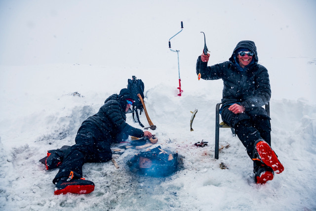 Nikolai og Asbjørn under filminnspilling til Moon Valley. Foto: Mattias Fredriksson Asbjørn og Nikolai. Moon Valley. Foto: Mattias Fredriksson