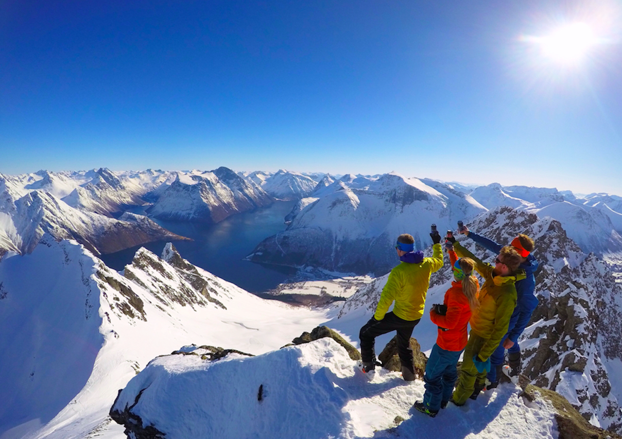 POPULÆRT: Begge Fri Flyts High Camp´er ble utsolgt på rekordtid. Ikke så rart Sunnmøre-utgaven er populær med scener som dette. Foto: Jørgen Øyehaug POPULÆRT: Begge Fri Flyts High Camp´er ble utsolgt på rekordtid. Ikke så rart Sunnmøre-utgaven er populær med scener som dette. Foto: Jørgen Øyehaug