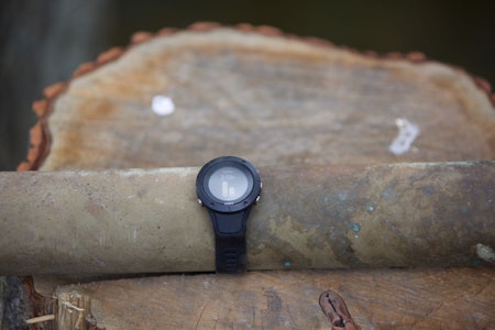 LITEN: Suunto Spartan Trainer Wrist HR tar liten plass på armen, men har mange avanserte funksjoner. Test av Suunto Spartan Trainer Wrist HR pulsklokke