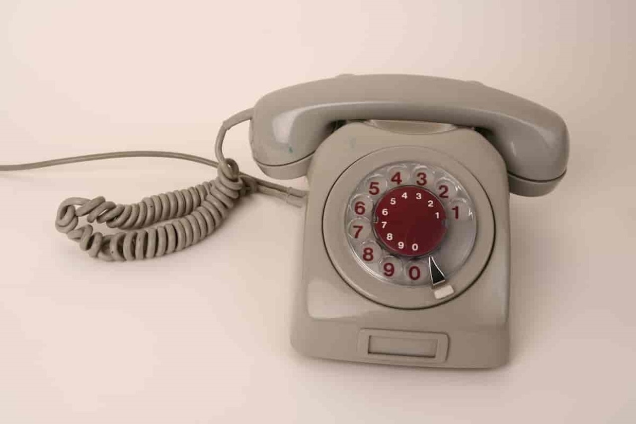 SMS-varsler er den enkleste måten å få oppdatert info på underveis! SMS-varsler er den enkleste måten å få oppdatert info på underveis!