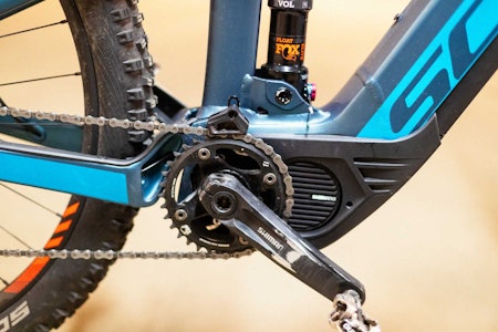 JAPANSK: Shimanos motor er på Scott Genius E-ride 920, Merida Focus Jam2 6.8 plus og Merida E-One Sixty 800  test shimano steps motor elsykkel