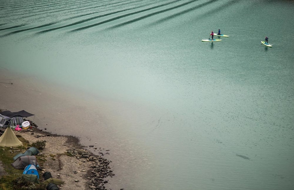 Prøv SUP under Fjellfilm. Foto: Cathrine Holst Prøv SUP under Fjellfilm. Foto: Cathrine Holst
