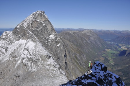 kongen, dronninga, bispen fjell i Romsdalen 